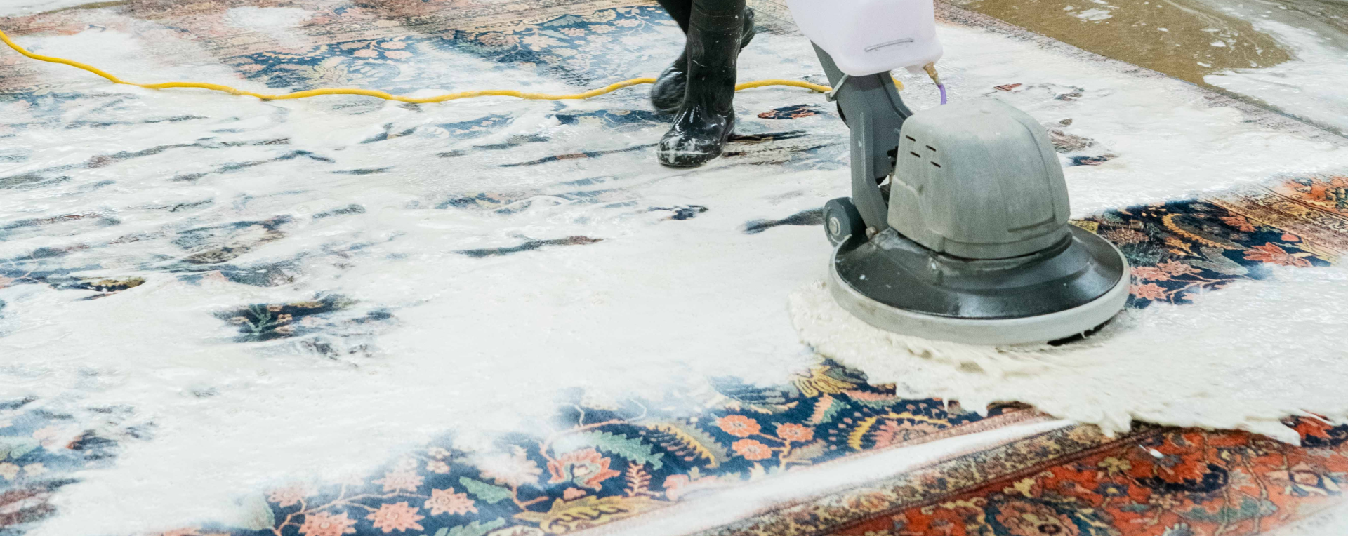 What is the Best Time to Clean Rugs